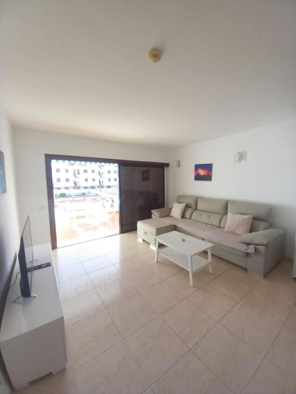 Victoria Court 2 - Lovely Apartment 65 Los Cristianos  Dış mekan fotoğraf