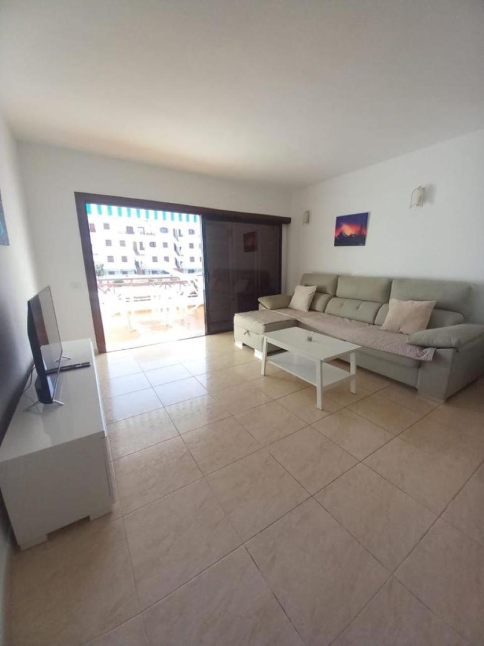 Victoria Court 2 - Lovely Apartment 65 Los Cristianos  Dış mekan fotoğraf
