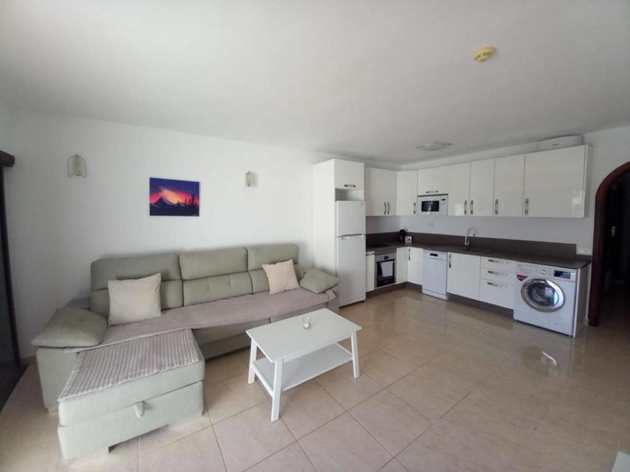 Victoria Court 2 - Lovely Apartment 65 Los Cristianos  Dış mekan fotoğraf